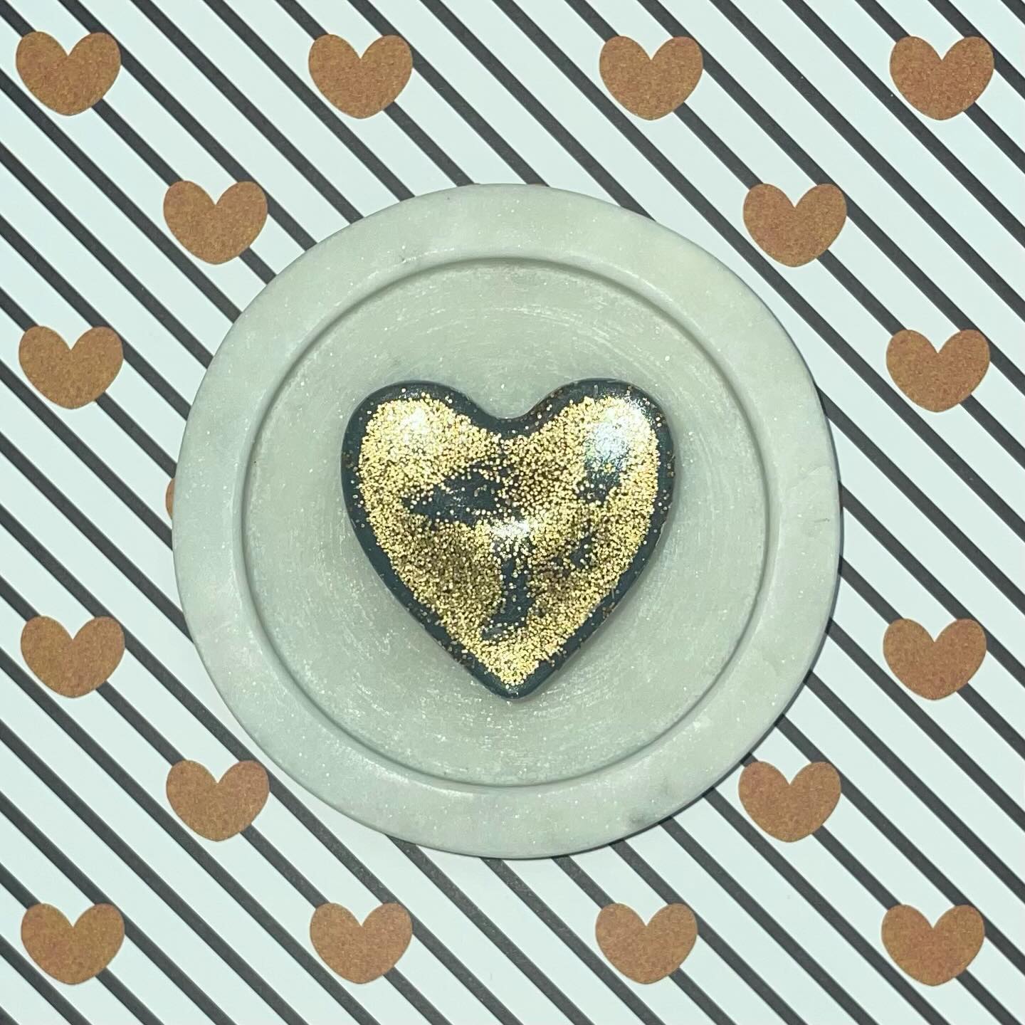 1 x Heart Shaped Shot Pot