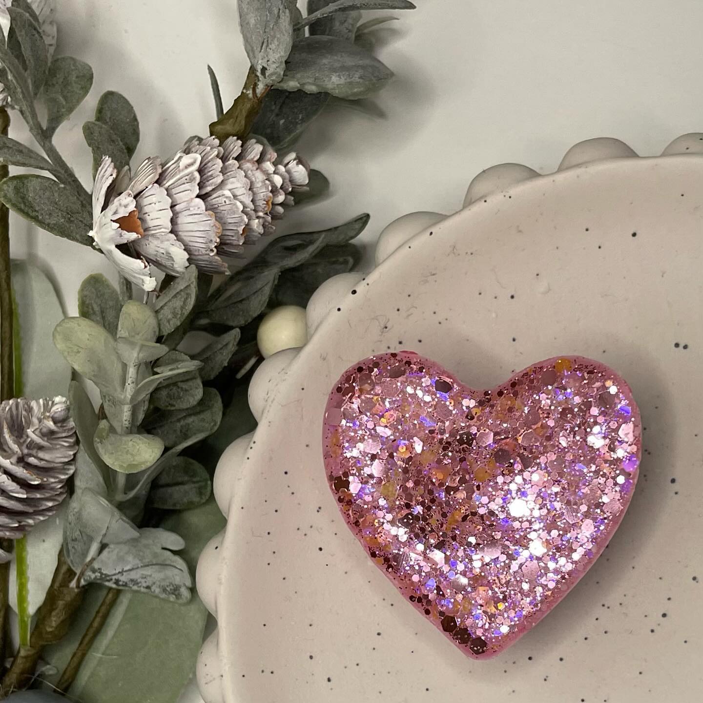 1 x Heart Shaped Shot Pot
